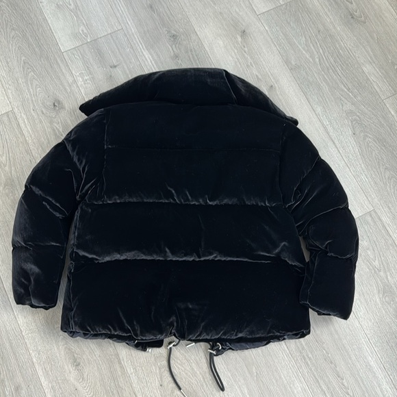 Sandro puffy jacket in black velvet worn 2x and never worn in rain or snow - Picture 9 of 9